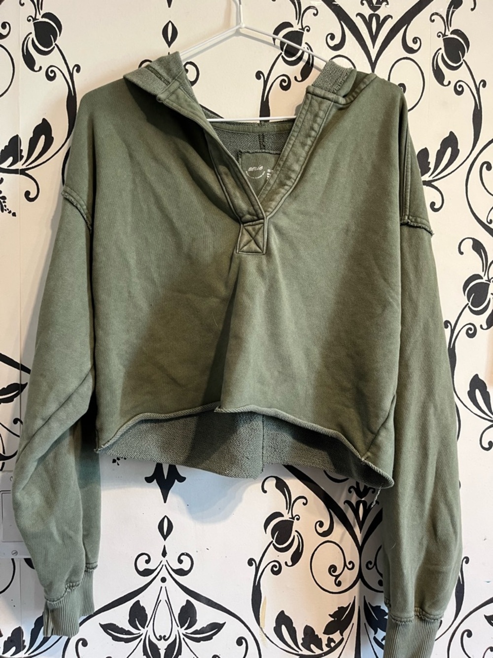 aerie Olive Green Cropped V-Neck Hoodie